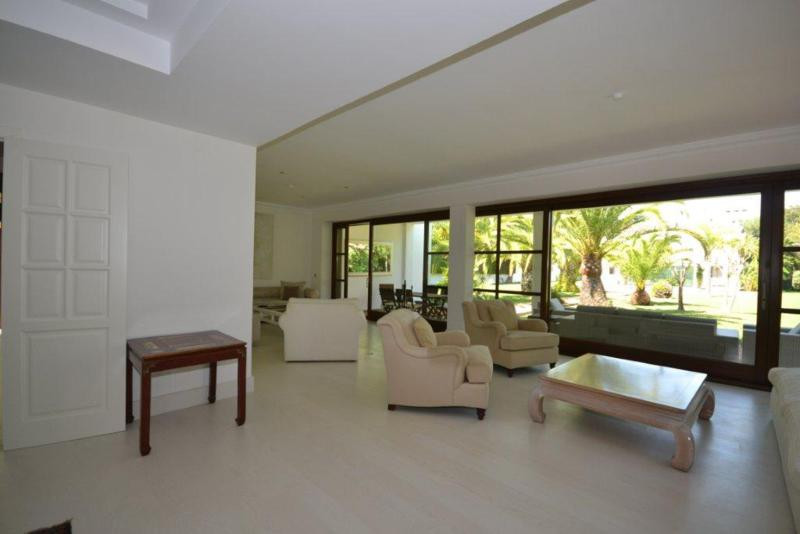 6 Bedroom Villa for Sale in Guadalmina Baja — 7