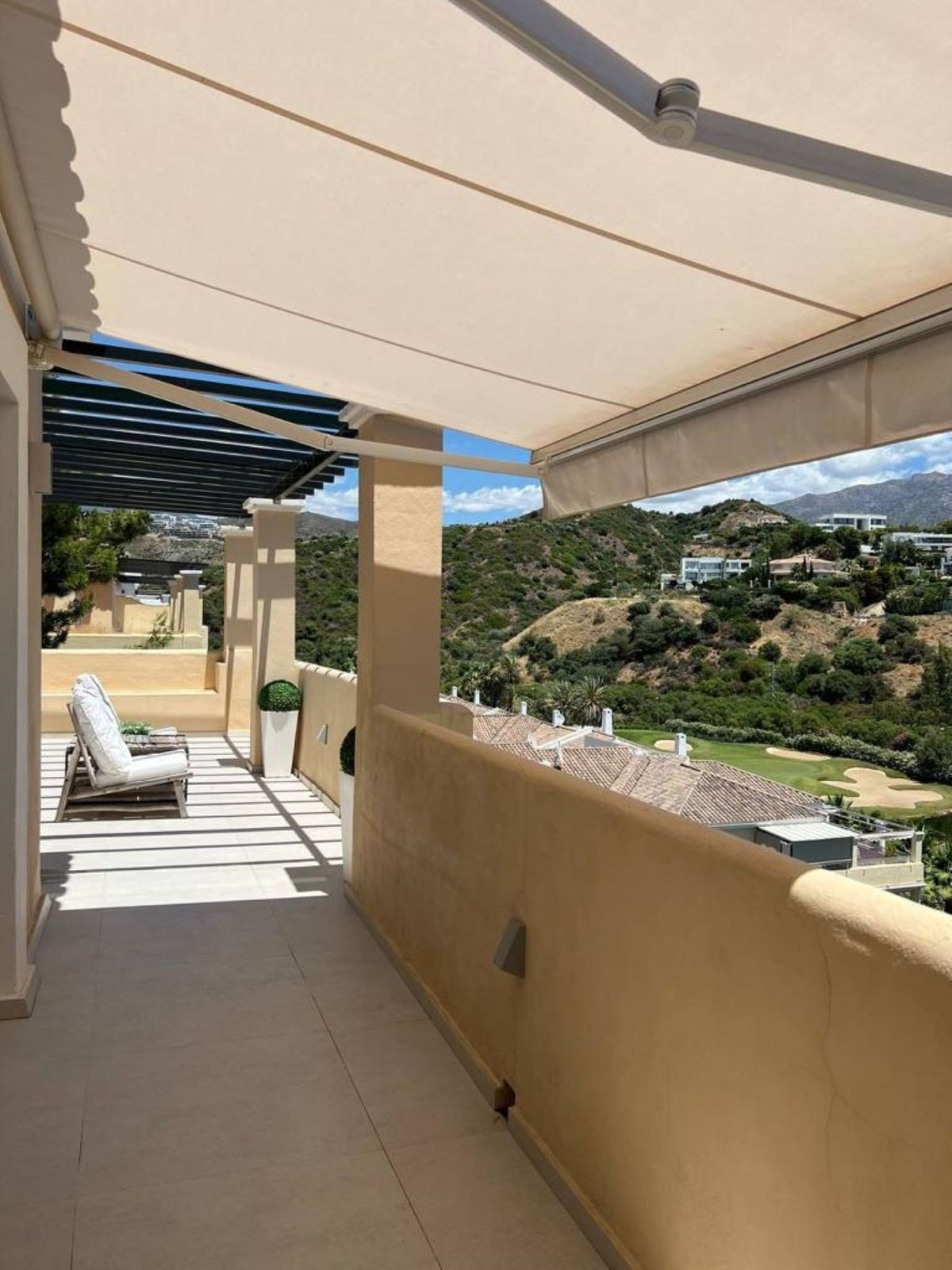 4 Bedroom Apartment for Sale in La Quinta — 2