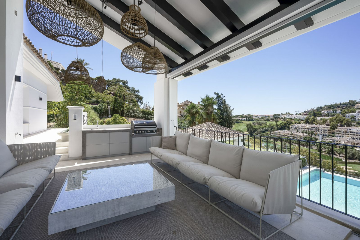 7 Bedroom Villa for Sale in Benahavís — 4