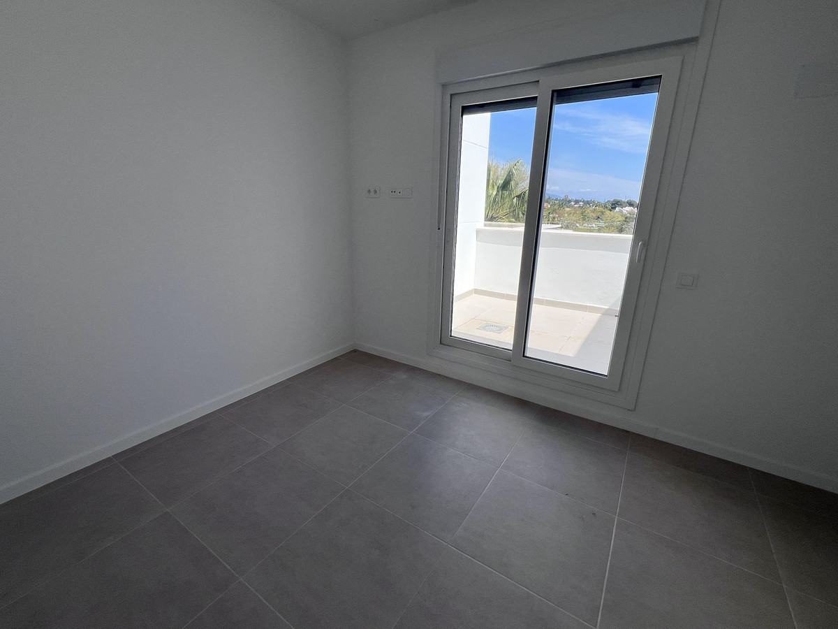 3 Bedroom Apartment for Sale in Bel Air — 8