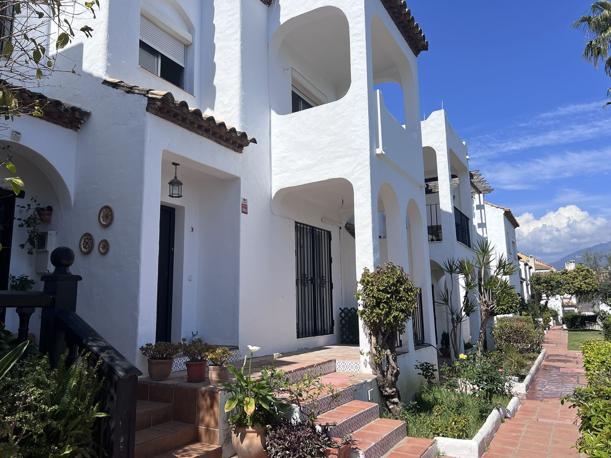 3 Bedroom Villa for Sale in Bel Air — 2