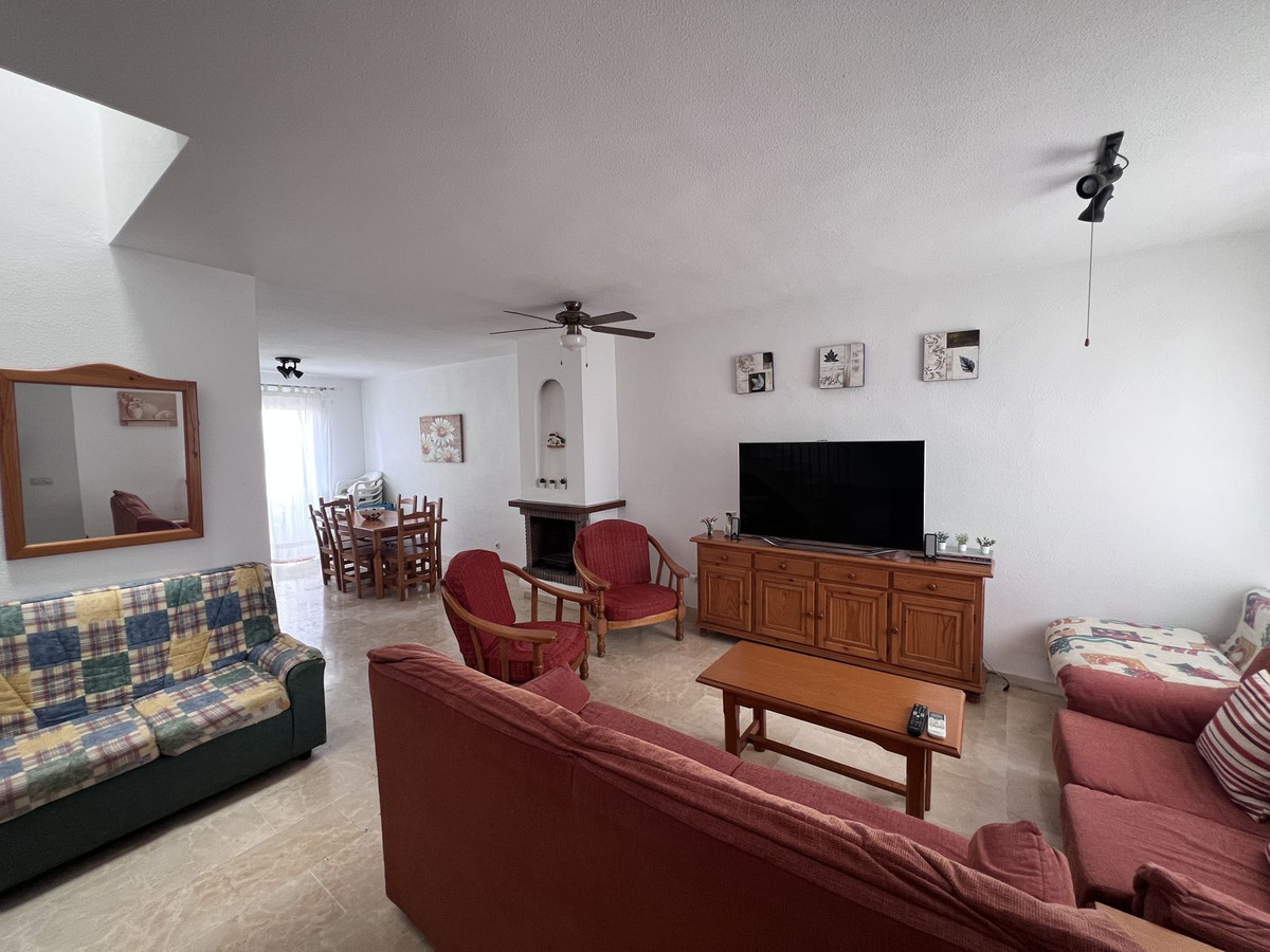 3 Bedroom Villa for Sale in Bel Air — 4