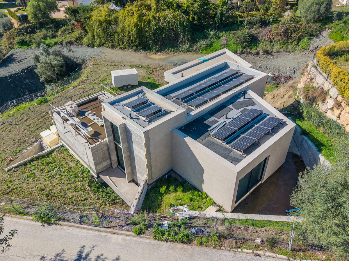 5 Bedroom Villa for Sale in Benahavís — 4