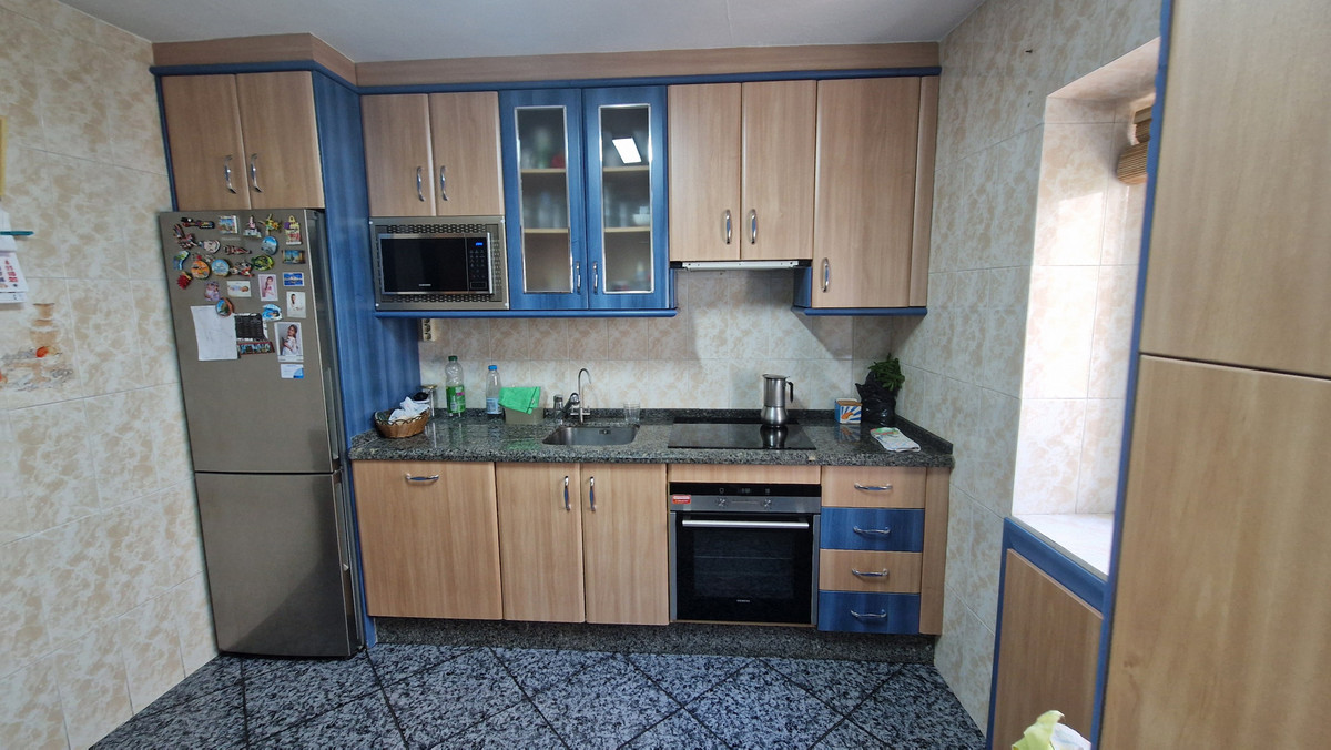 4 Bedroom Villa for Sale in Estepona — 7