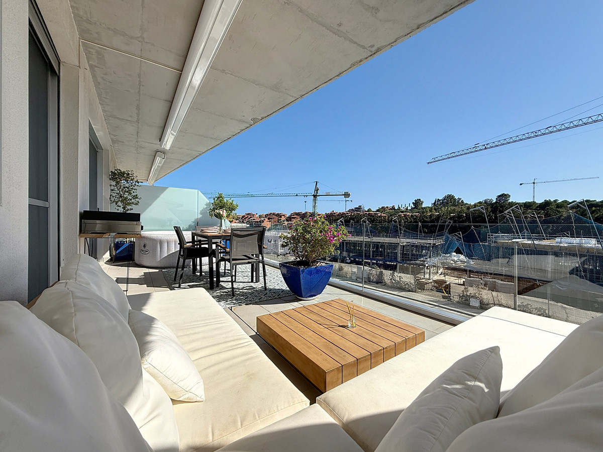3 Bedroom Apartment for Sale in Estepona — 4