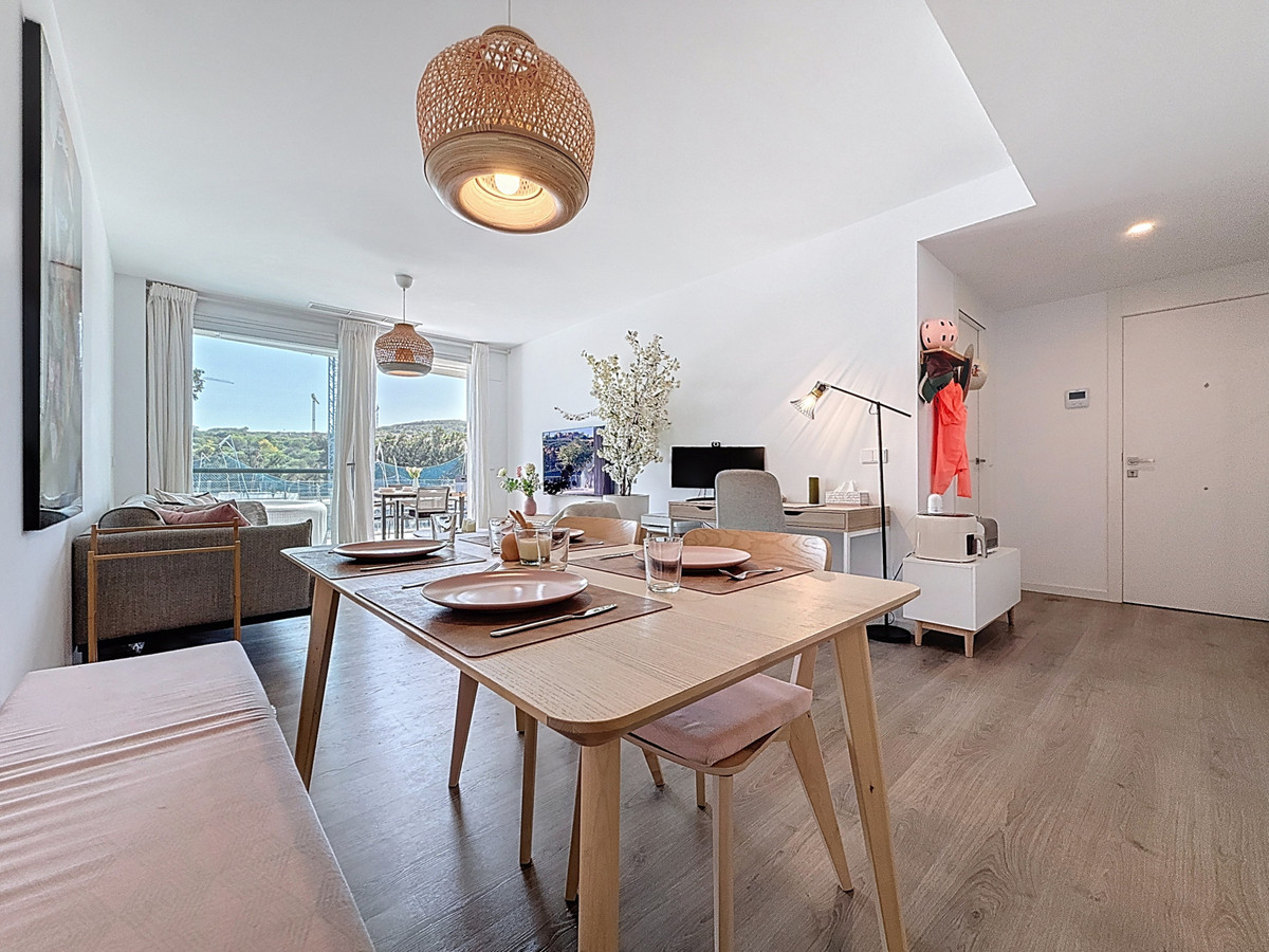 3 Bedroom Apartment for Sale in Estepona — 9