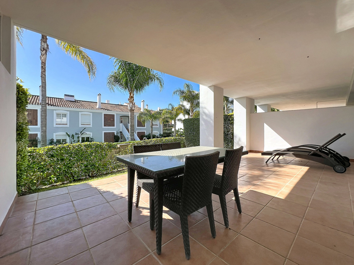2 Bedroom Apartment for Sale in Estepona — 4
