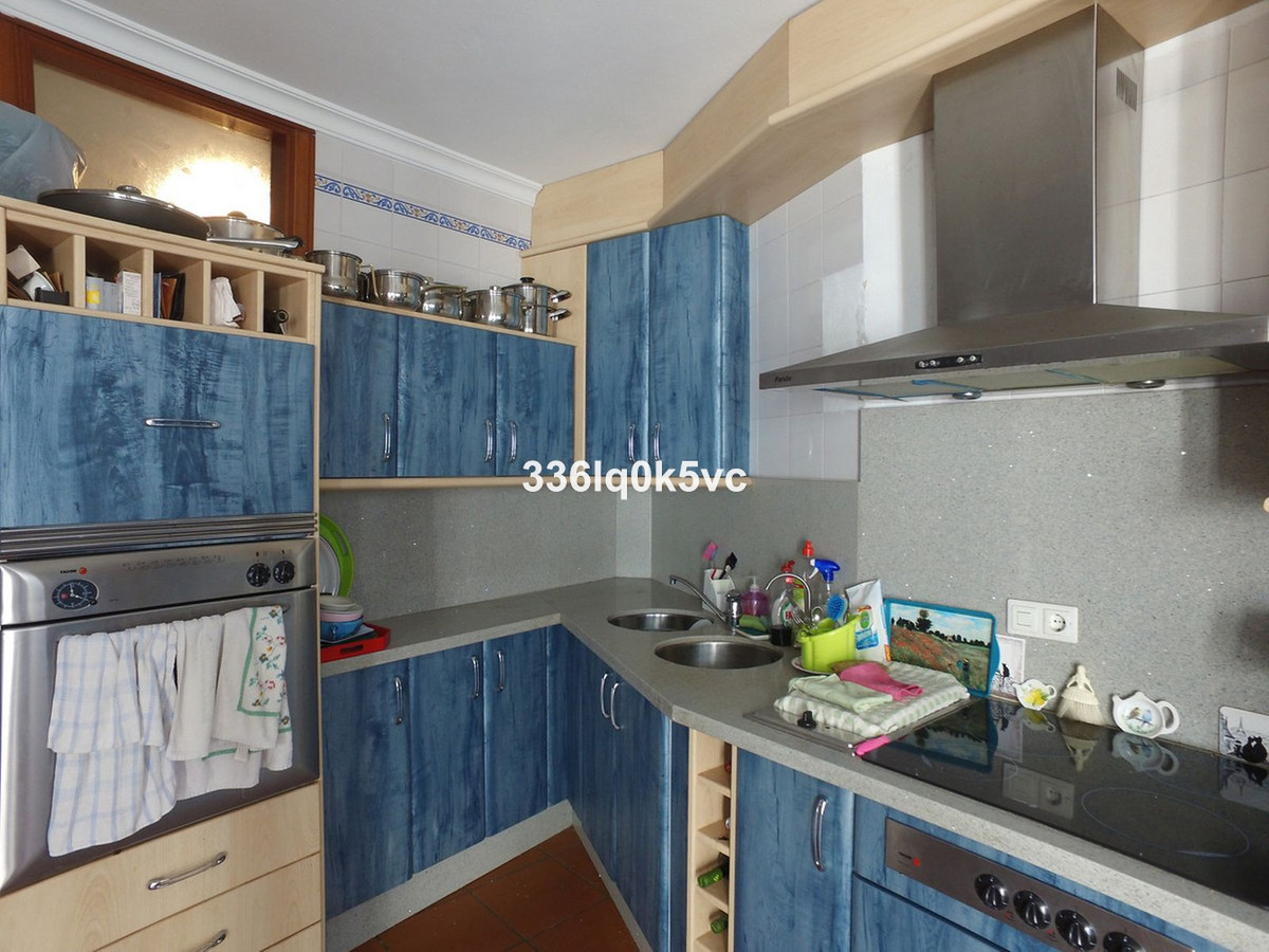 5 Bedroom Apartment for Sale in Benahavís — 2