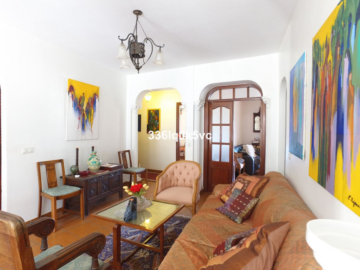 5 Bedroom Apartment for Sale in Benahavís — 5