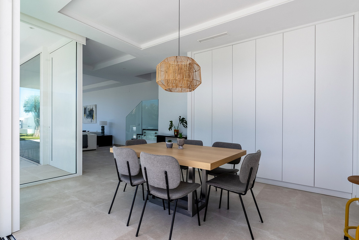 4 Bedroom Villa for Sale in Marbella — 5