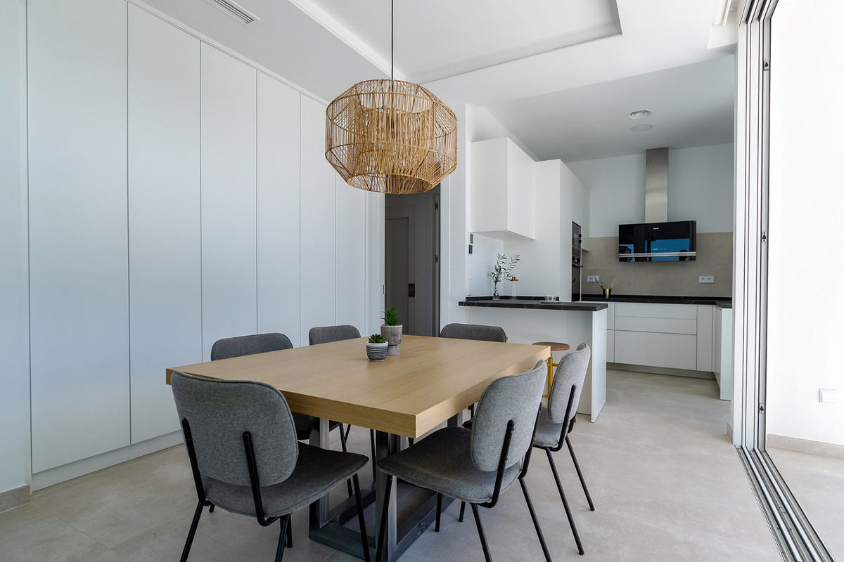 4 Bedroom Villa for Sale in Marbella — 7