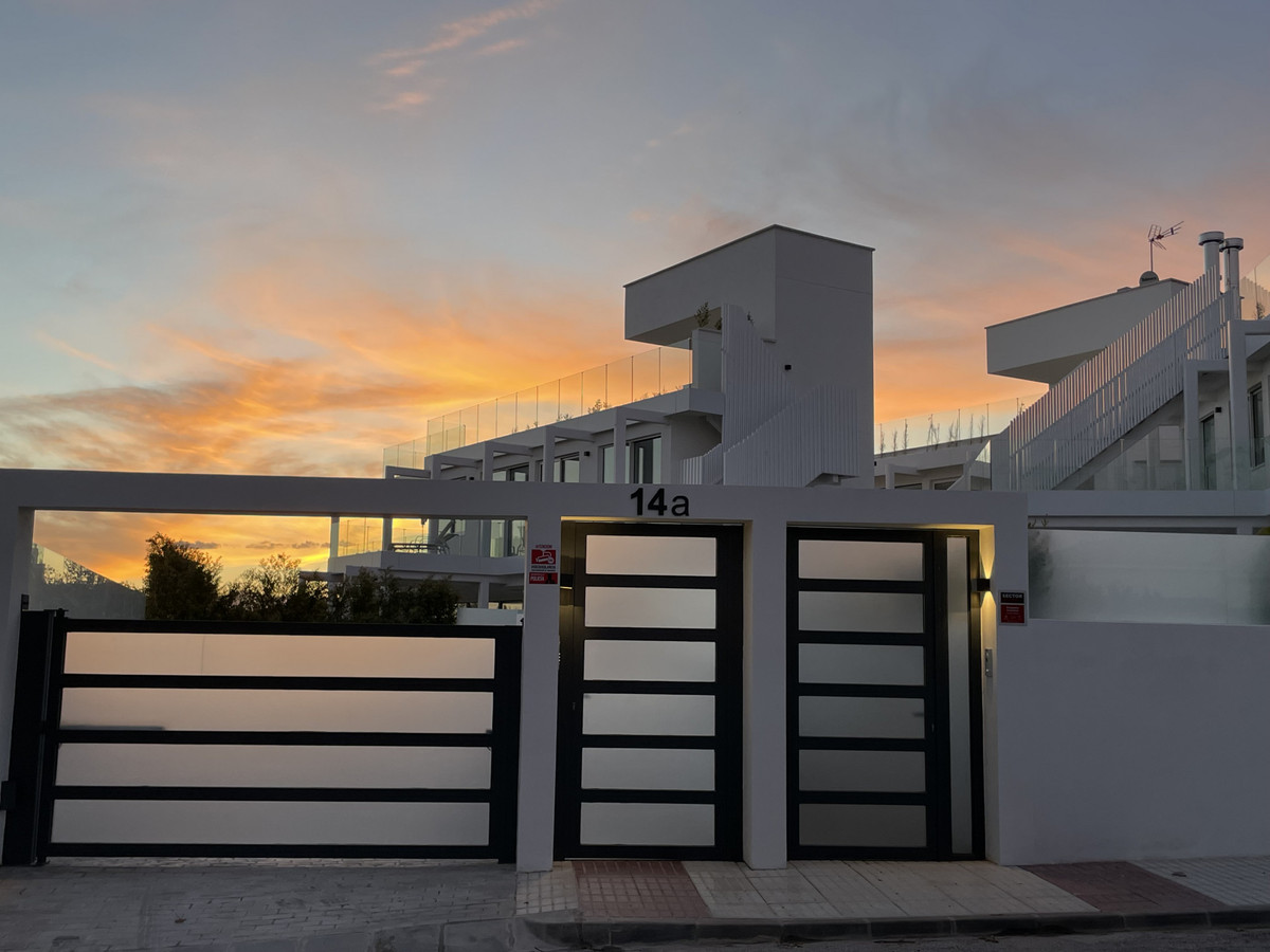 4 Bedroom Villa for Sale in Marbella — view 10