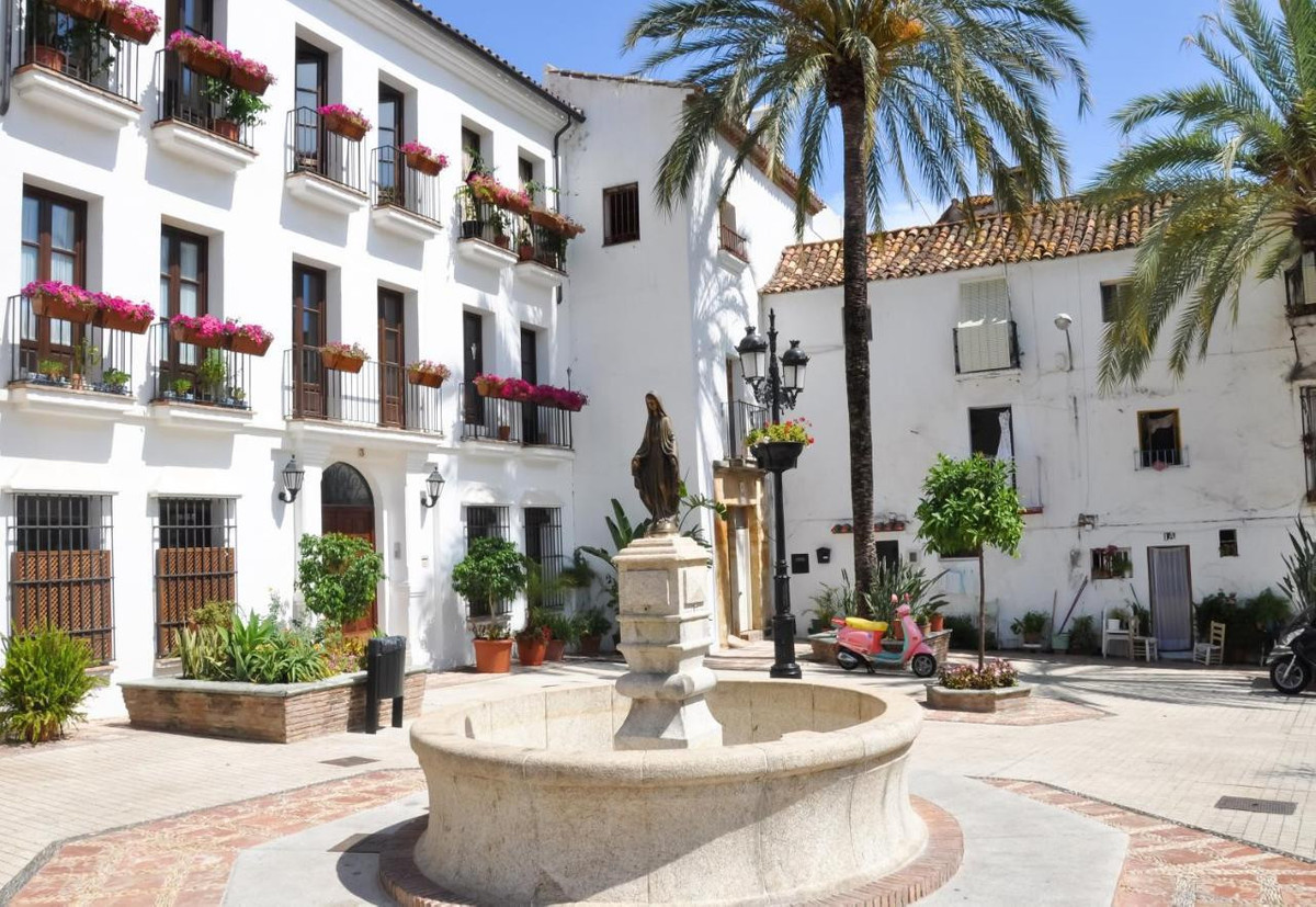 3 Bedroom Villa for Sale in Marbella — 6