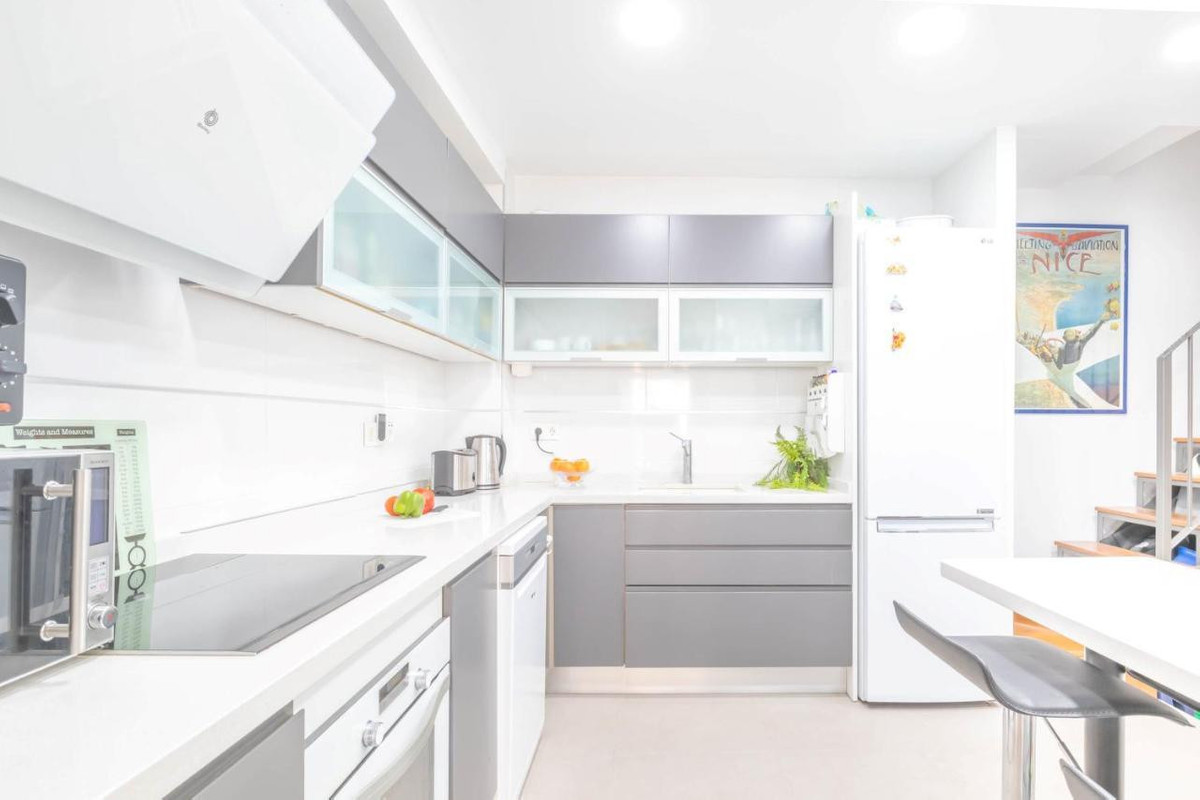 3 Bedroom Villa for Sale in Marbella — 9