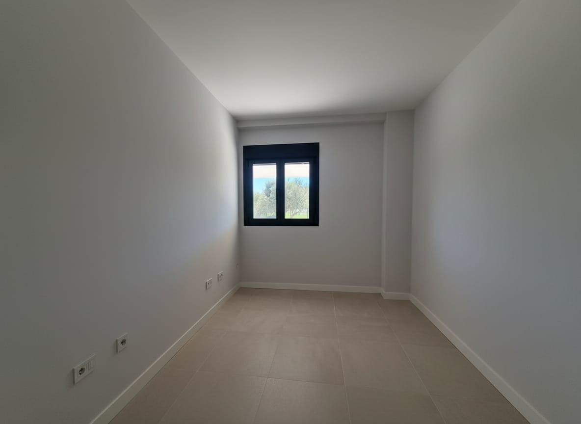 2 Bedroom Apartment for Sale in Estepona — 7
