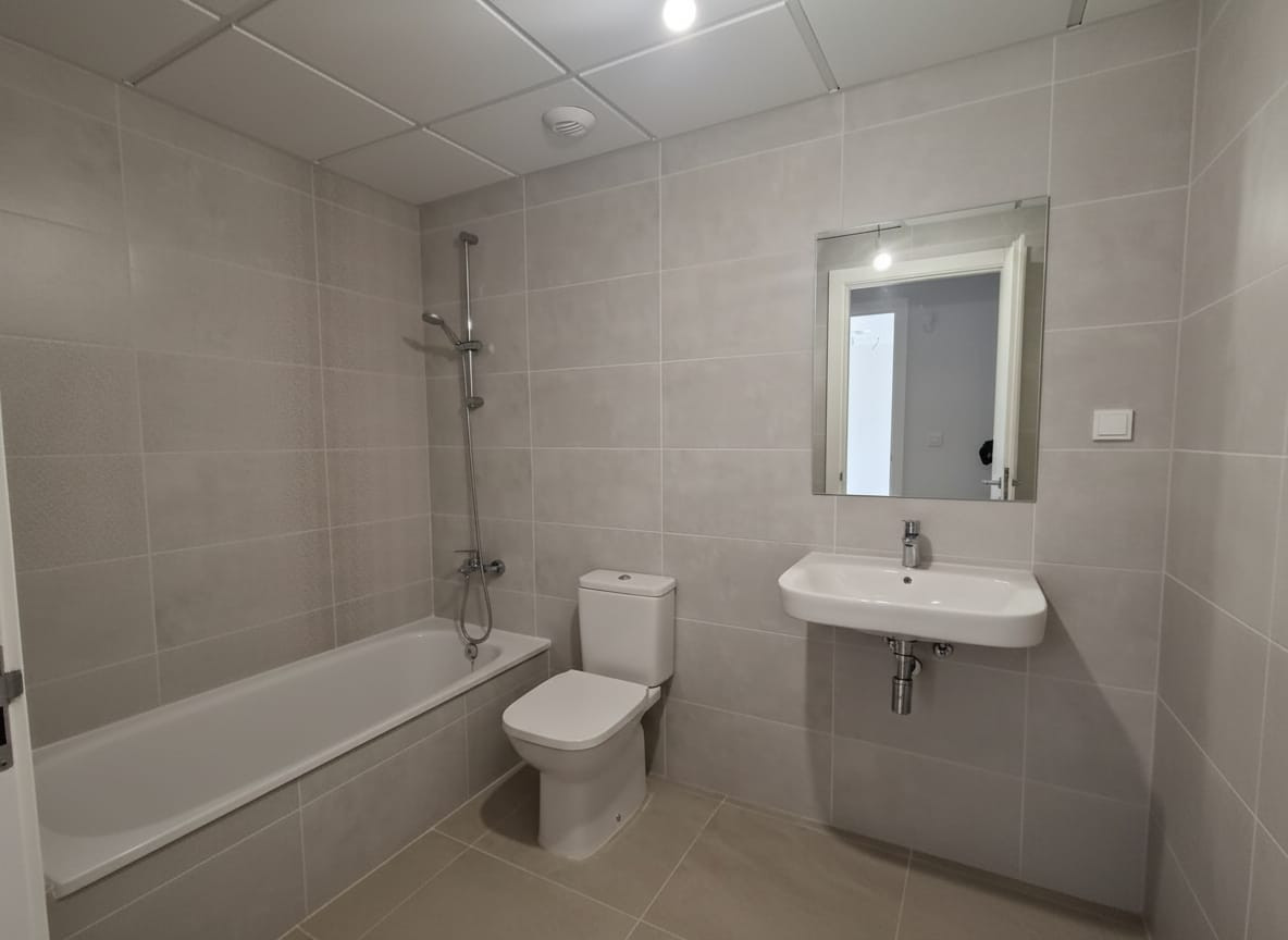 2 Bedroom Apartment for Sale in Estepona — 8