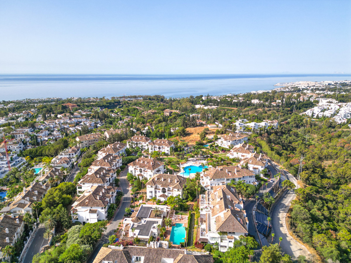 3 Bedroom Apartment for Sale in The Golden Mile