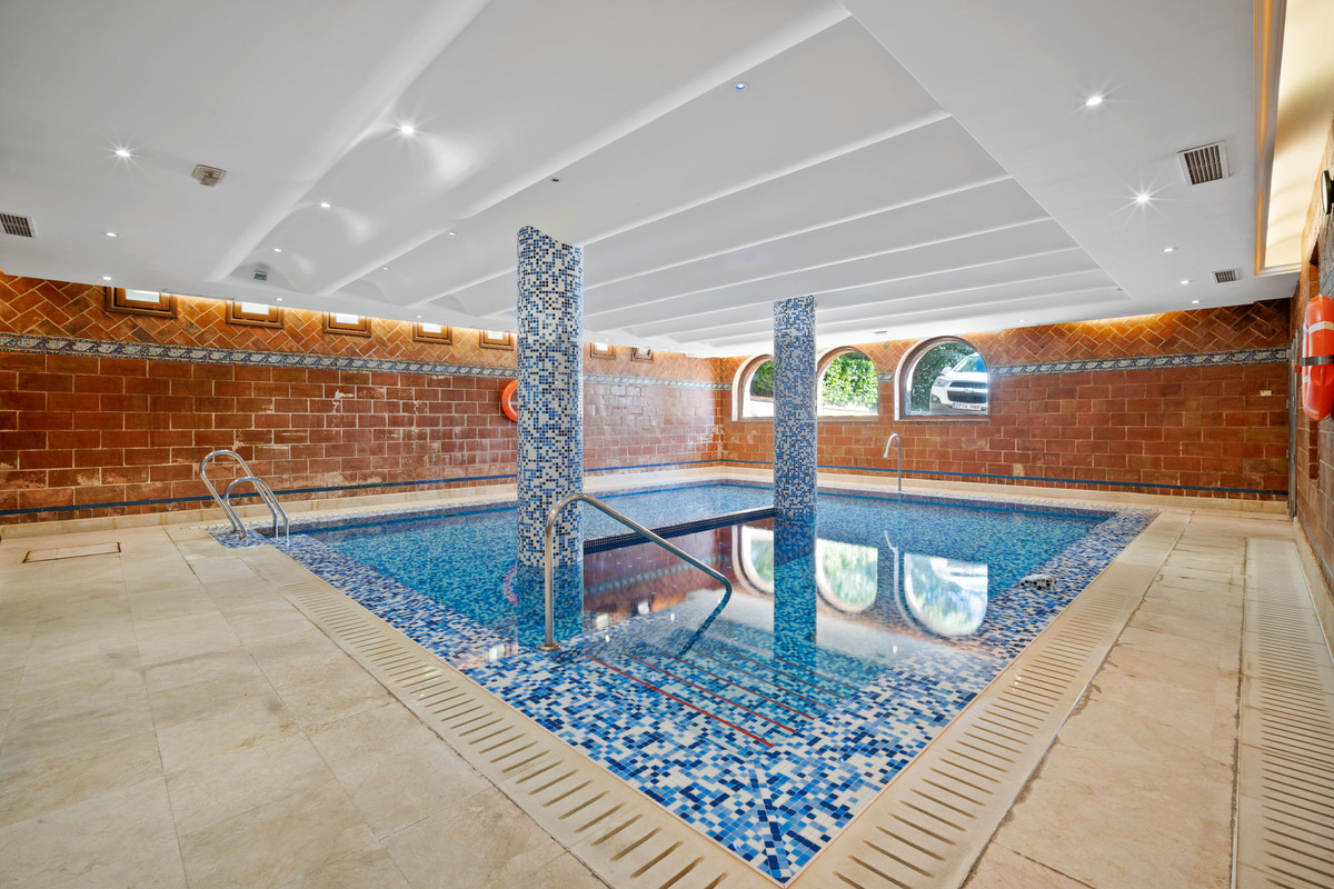 3 Bedroom Apartment for Sale in The Golden Mile — 8