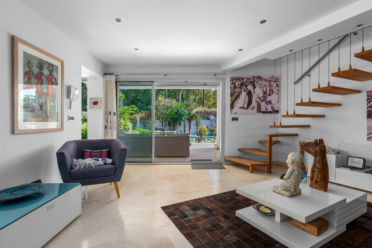 5 Bedroom Villa for Sale in San Pedro de Alcántara — 3