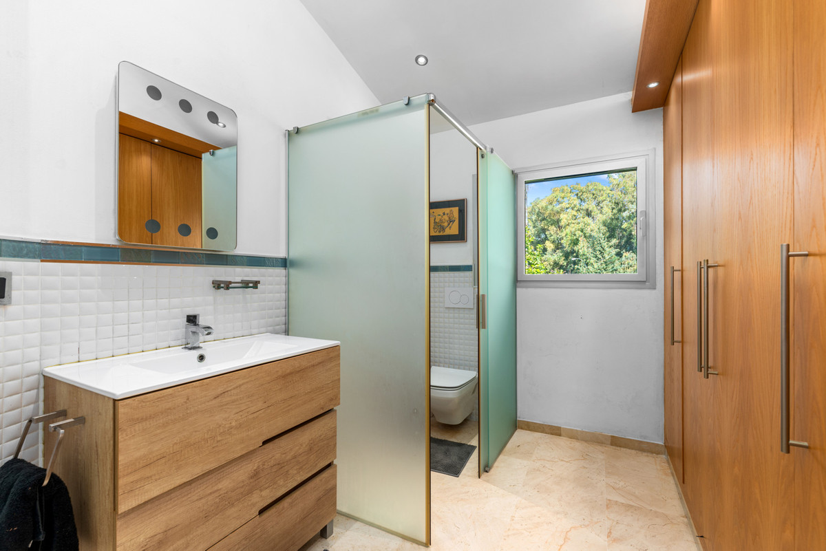 5 Bedroom Villa for Sale in San Pedro de Alcántara — 7