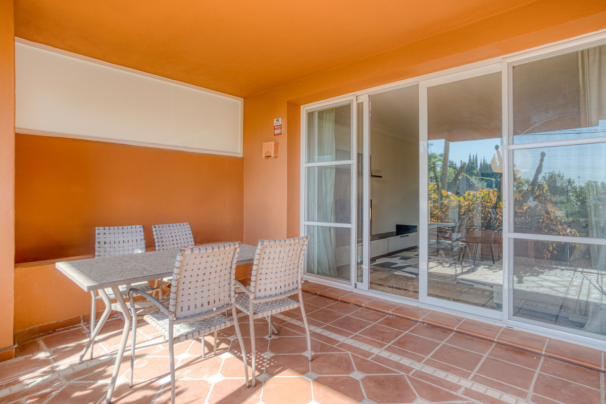 2 Bedroom Apartment for Sale in Nueva Andalucía — 5