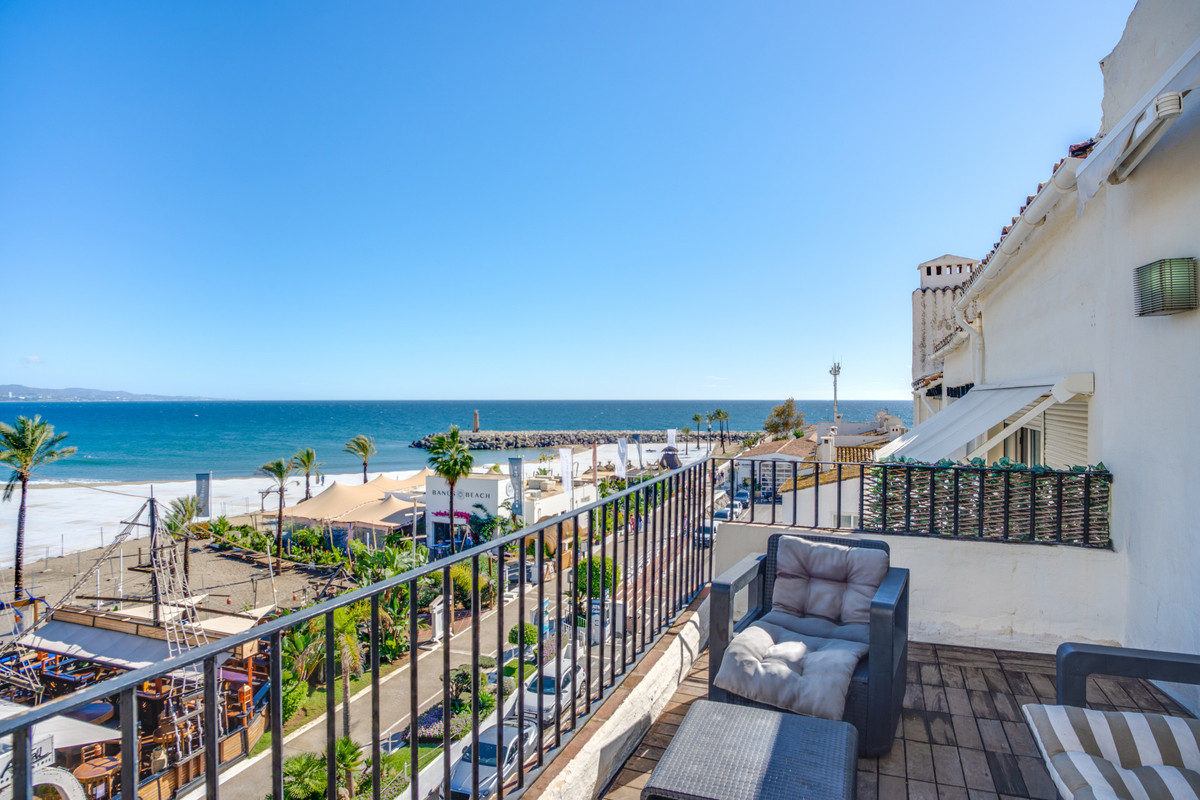 1 Bedroom Apartment for Sale in Puerto Banús