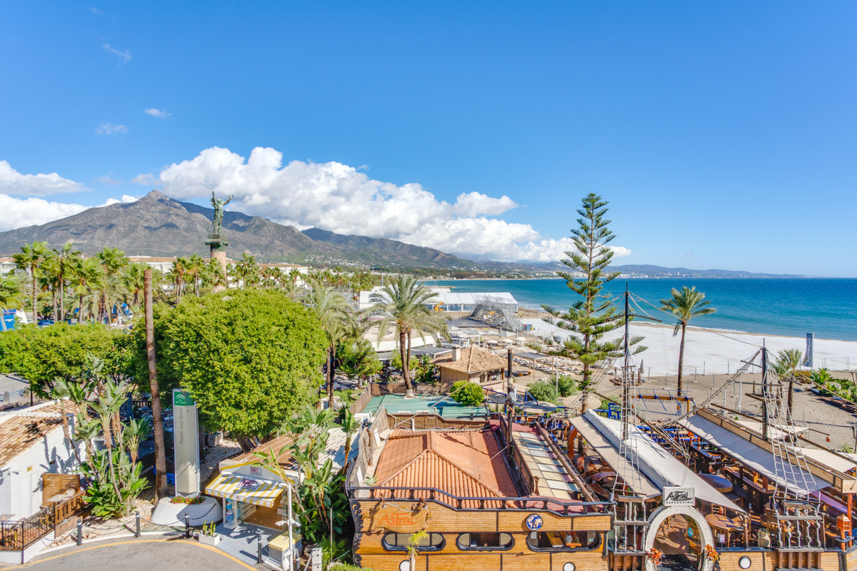 1 Bedroom Apartment for Sale in Puerto Banús — 6