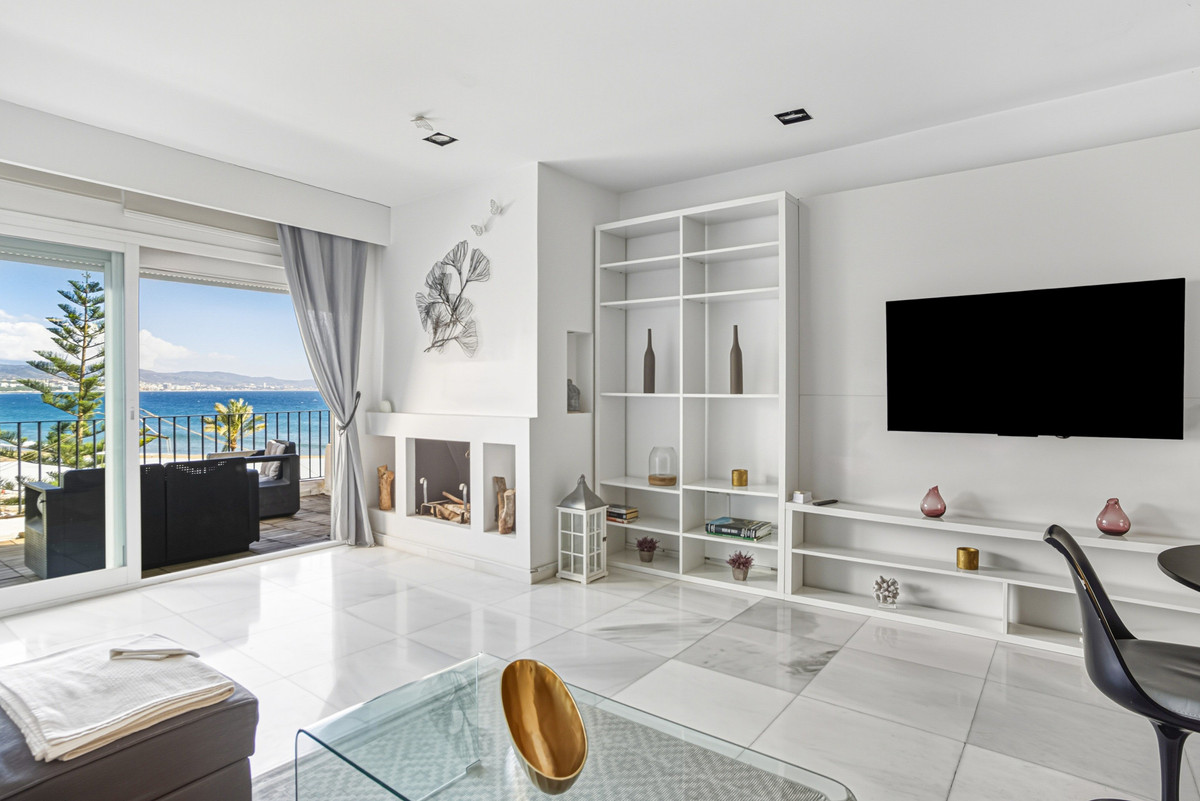 1 Bedroom Apartment for Sale in Puerto Banús — 8