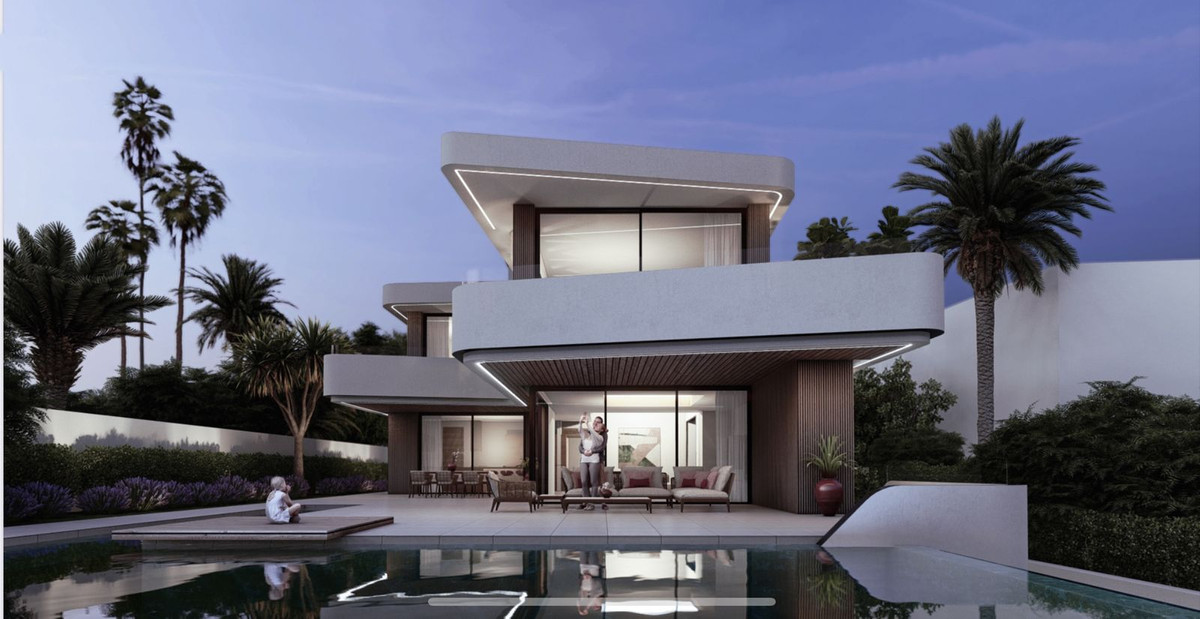 5 Bedroom Villa for Sale in Marbella