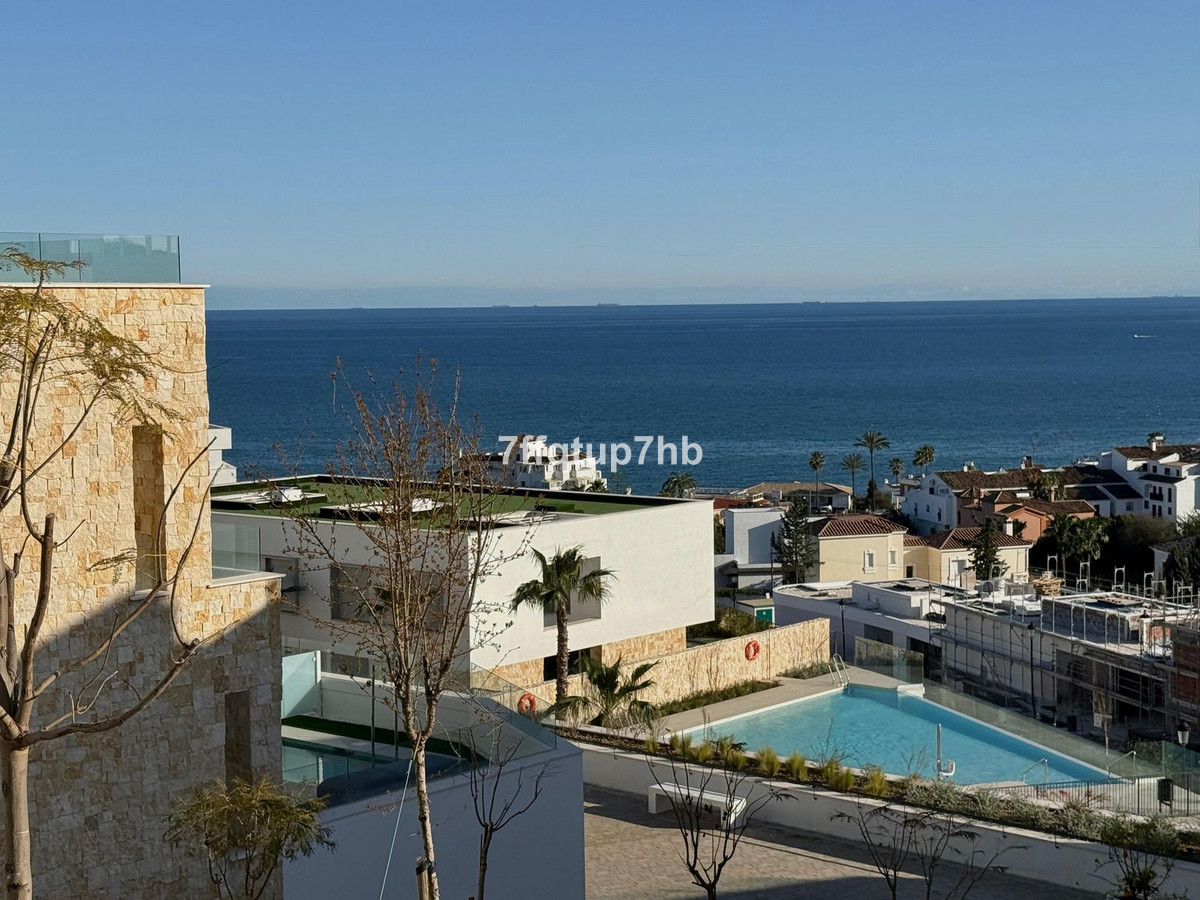 2 Bedroom Apartment for Sale in Estepona — 4