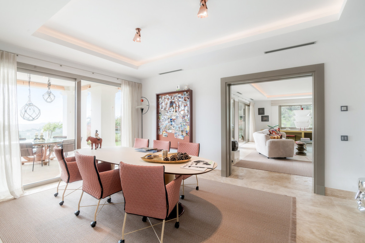 5 Bedroom Villa for Sale in Benahavís — 7