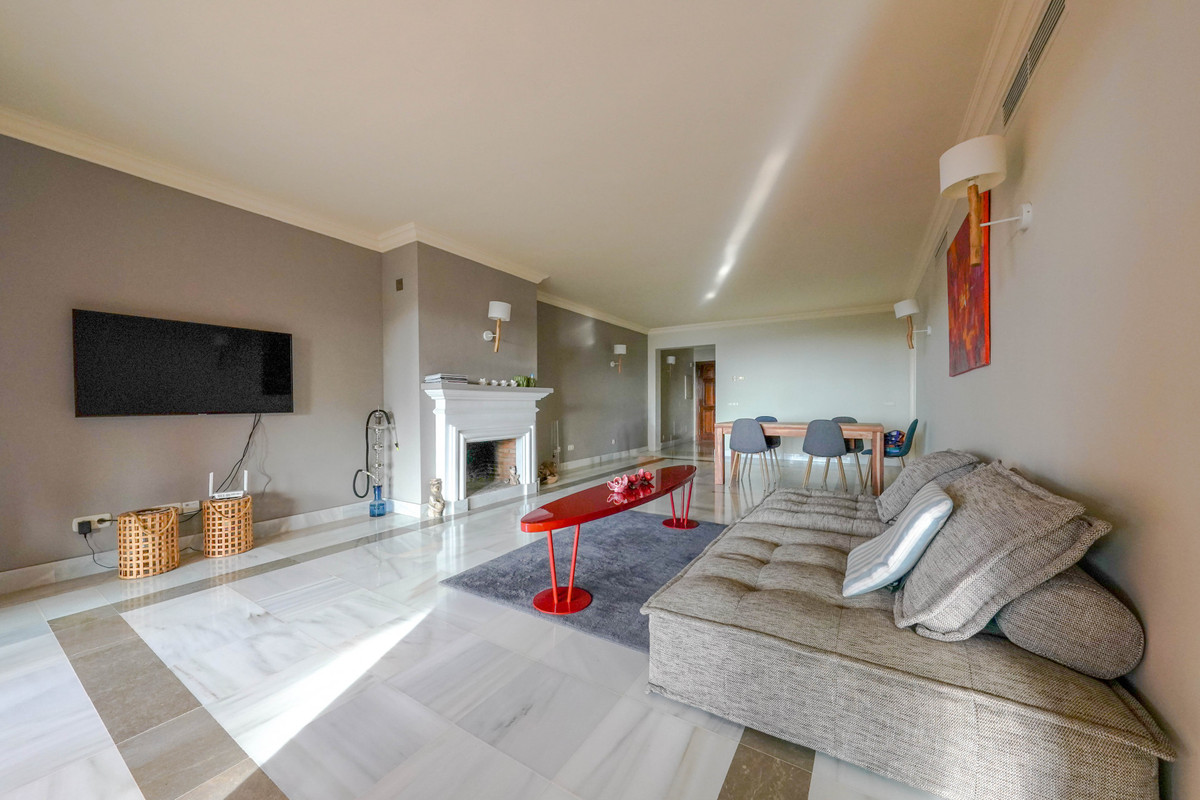 2 Bedroom Apartment for Sale in Monte Halcones — 3