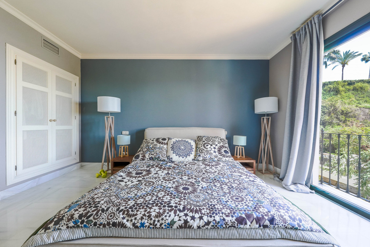 2 Bedroom Apartment for Sale in Monte Halcones — 9