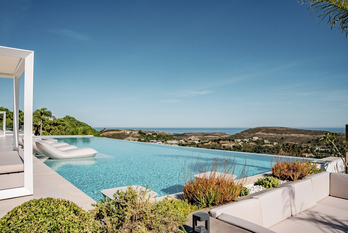 7 Bedroom Villa for Sale in Benahavís — 9