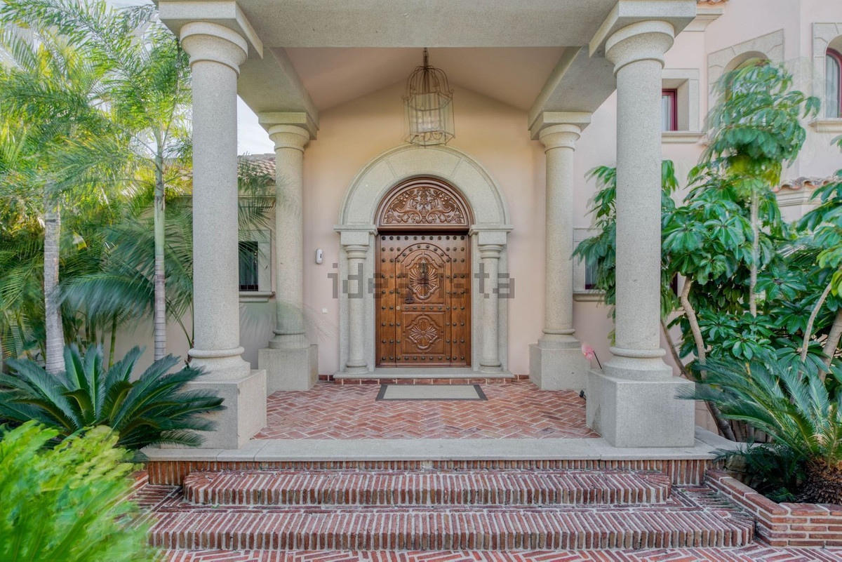 5 Bedroom Villa for Sale in Los Flamingos — view 10