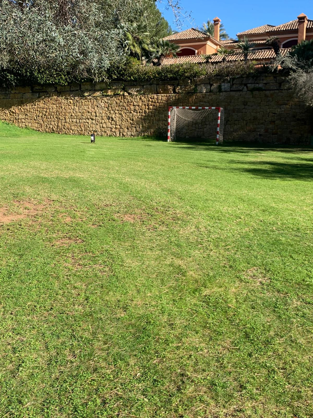 Plot for Sale in The Golden Mile — 6