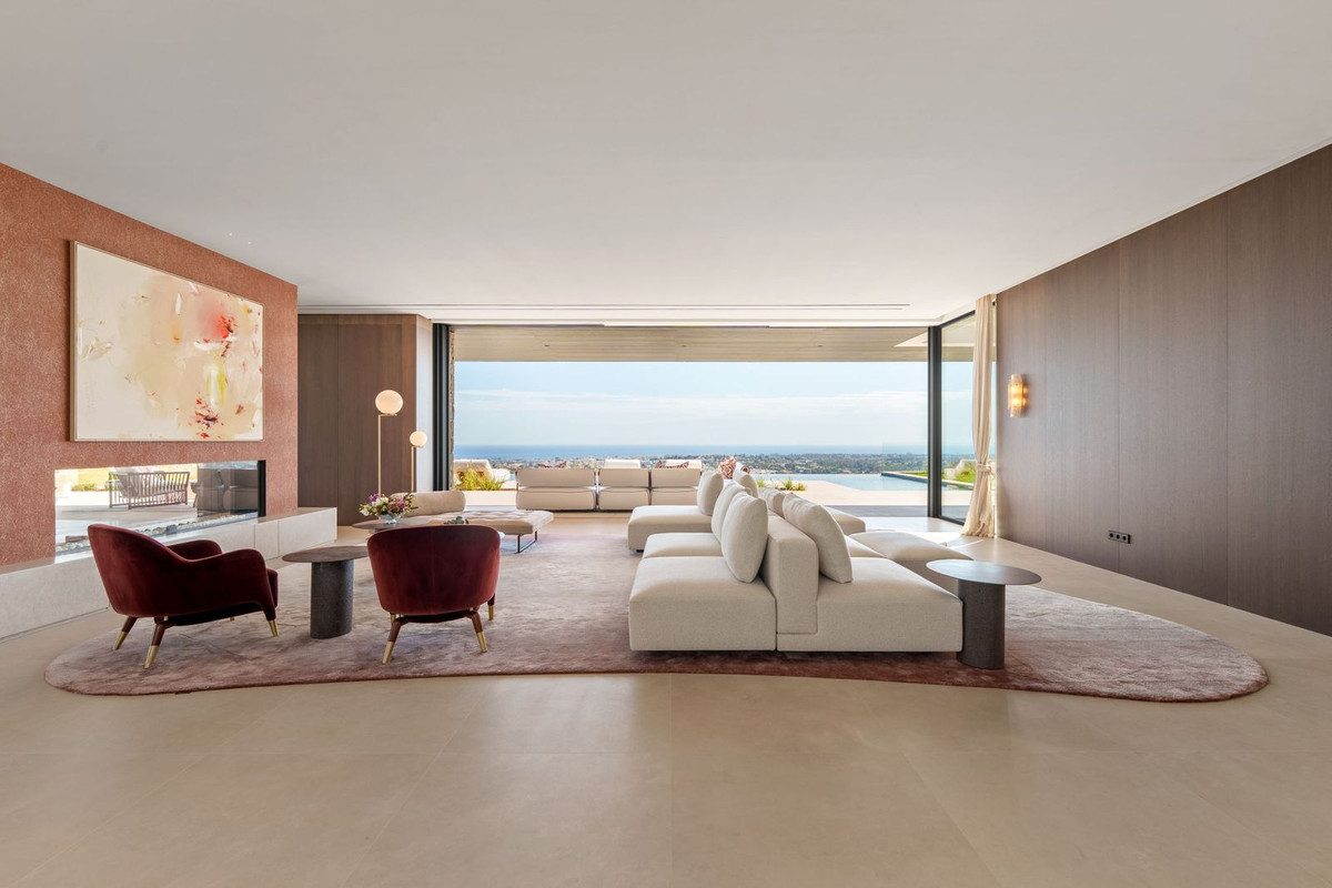 8 Bedroom Villa for Sale in Benahavís — 4