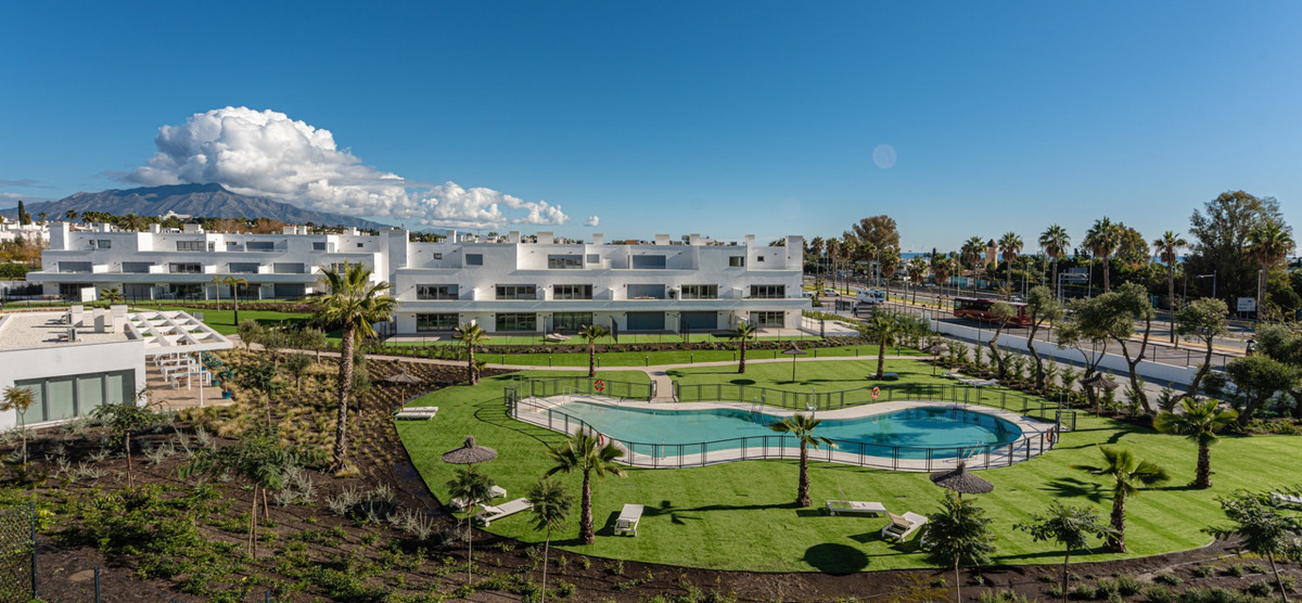 3 Bedroom Apartment for Sale in Estepona — 6
