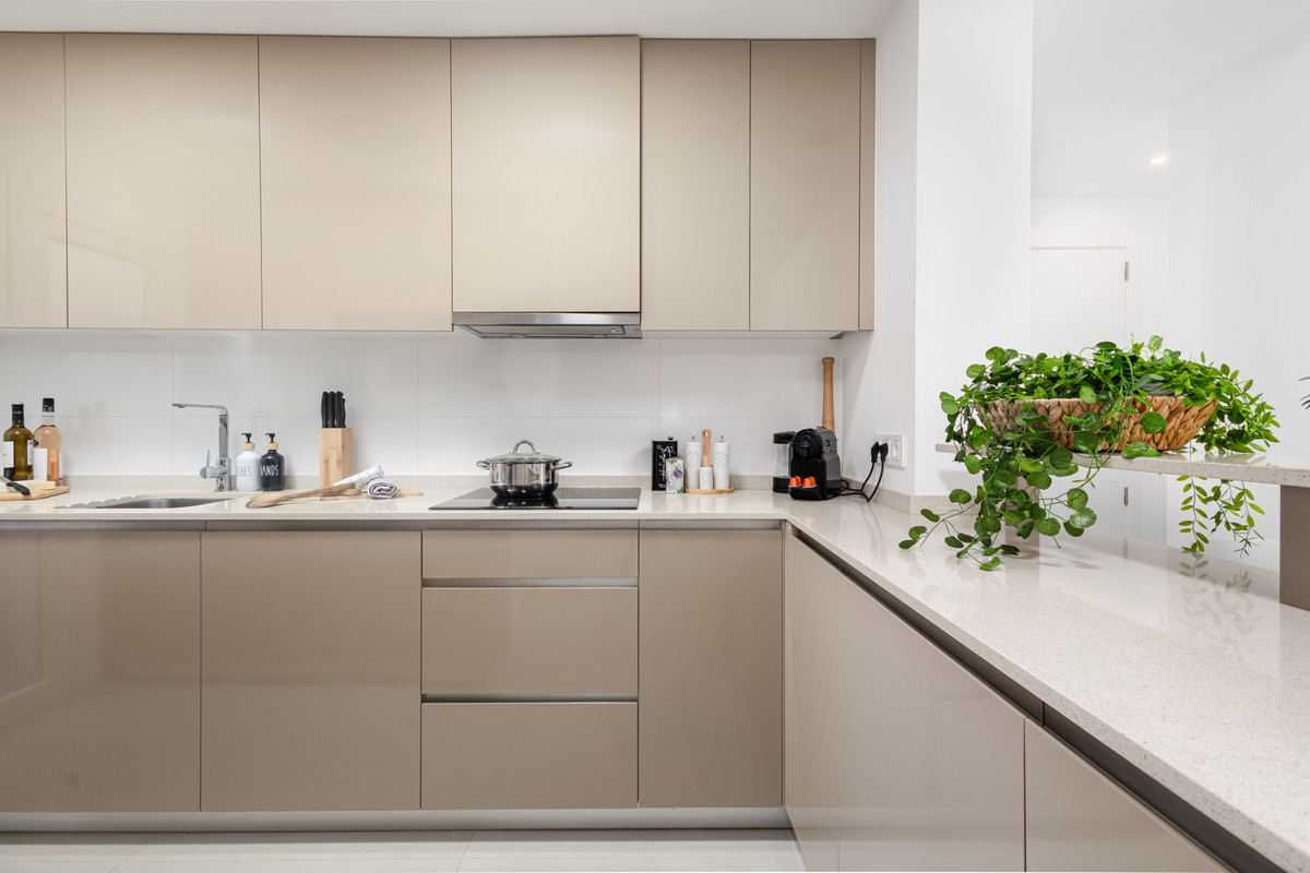 2 Bedroom Apartment for Sale in Estepona — 3