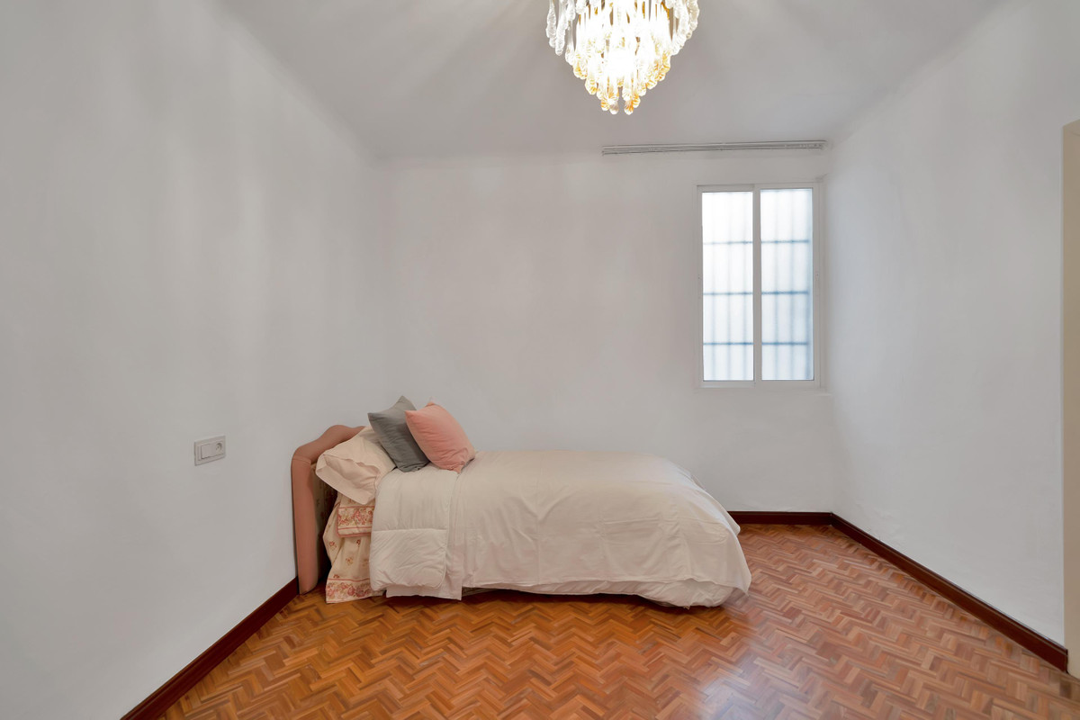 3 Bedroom Apartment for Sale in Marbella — 9