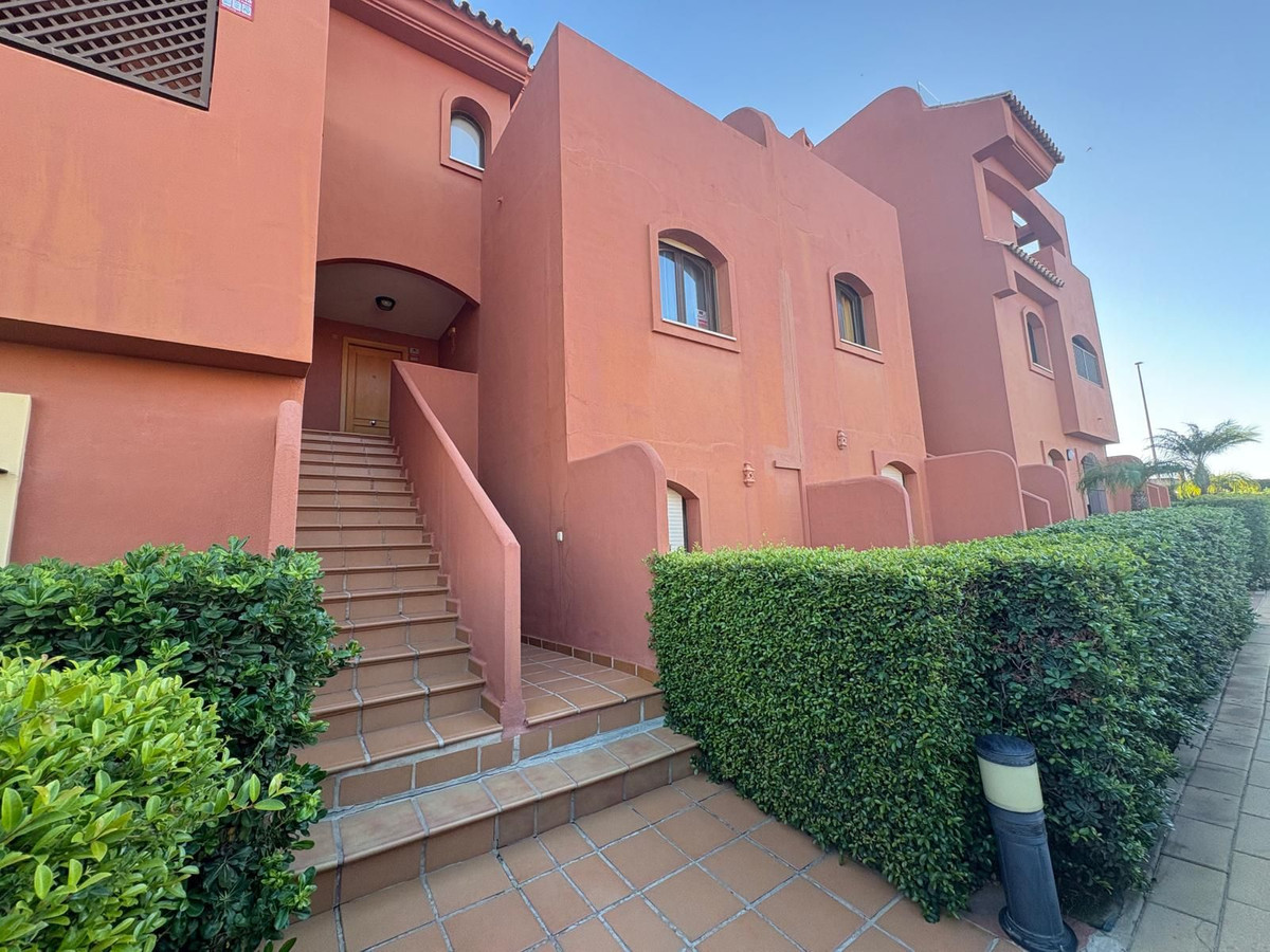 2 Bedroom Apartment for Sale in Estepona — 5