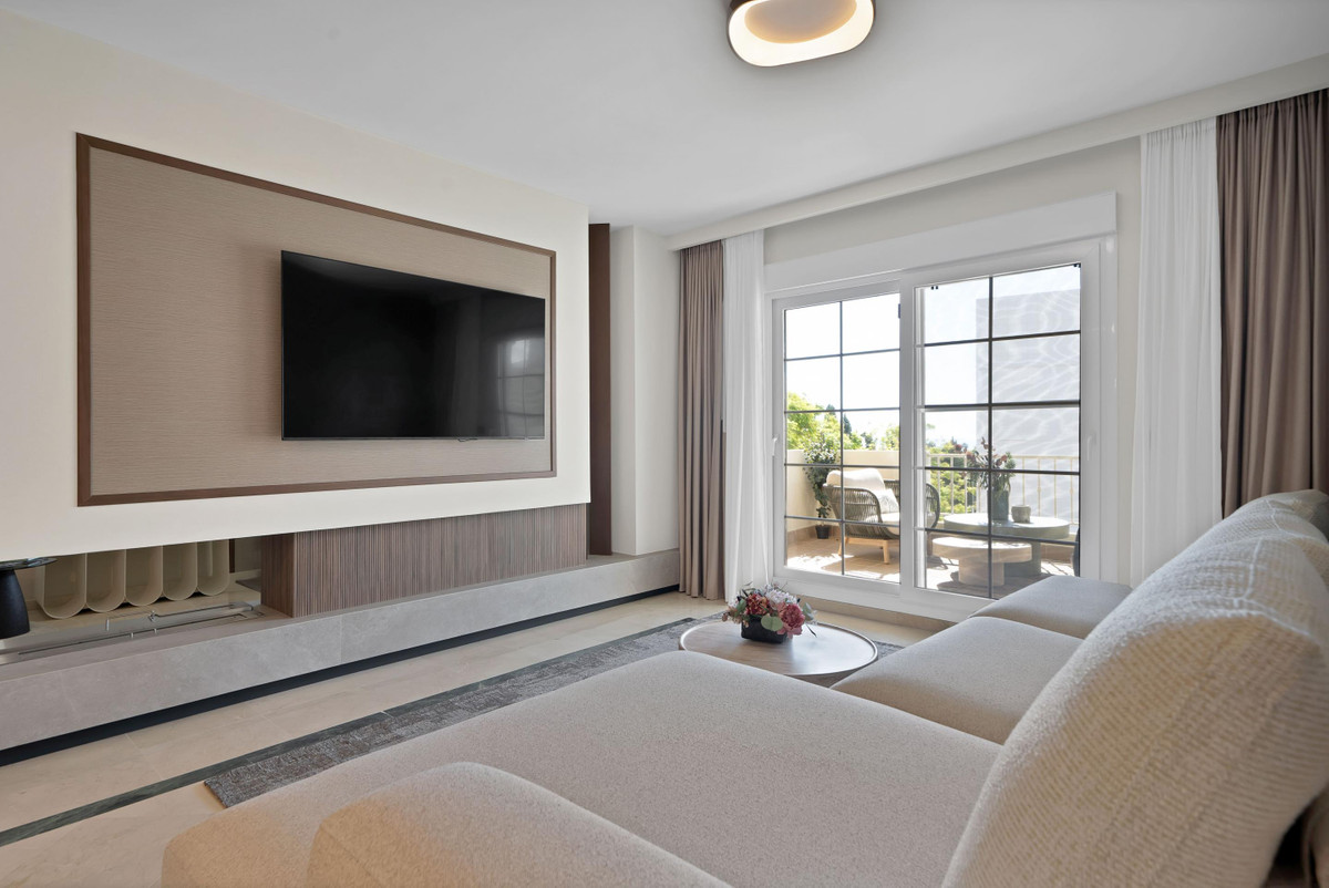 2 Bedroom Apartment for Sale in Marbella — 4