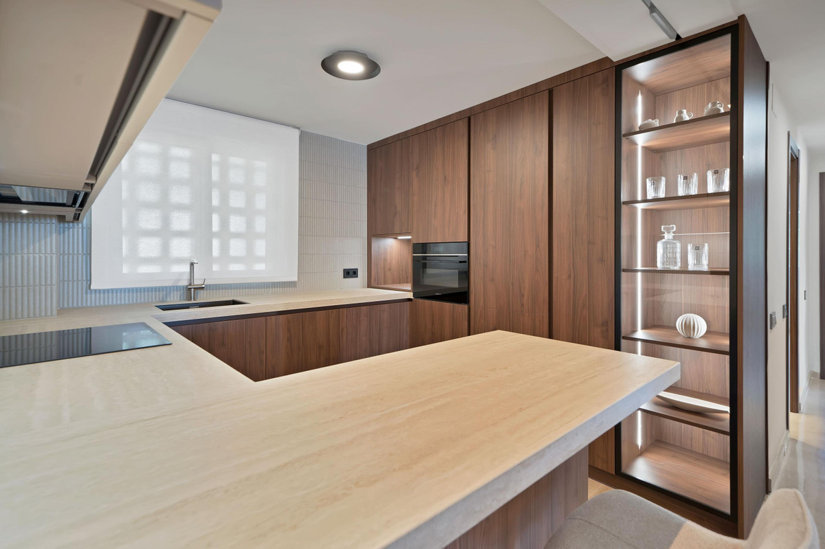 2 Bedroom Apartment for Sale in Marbella — 9