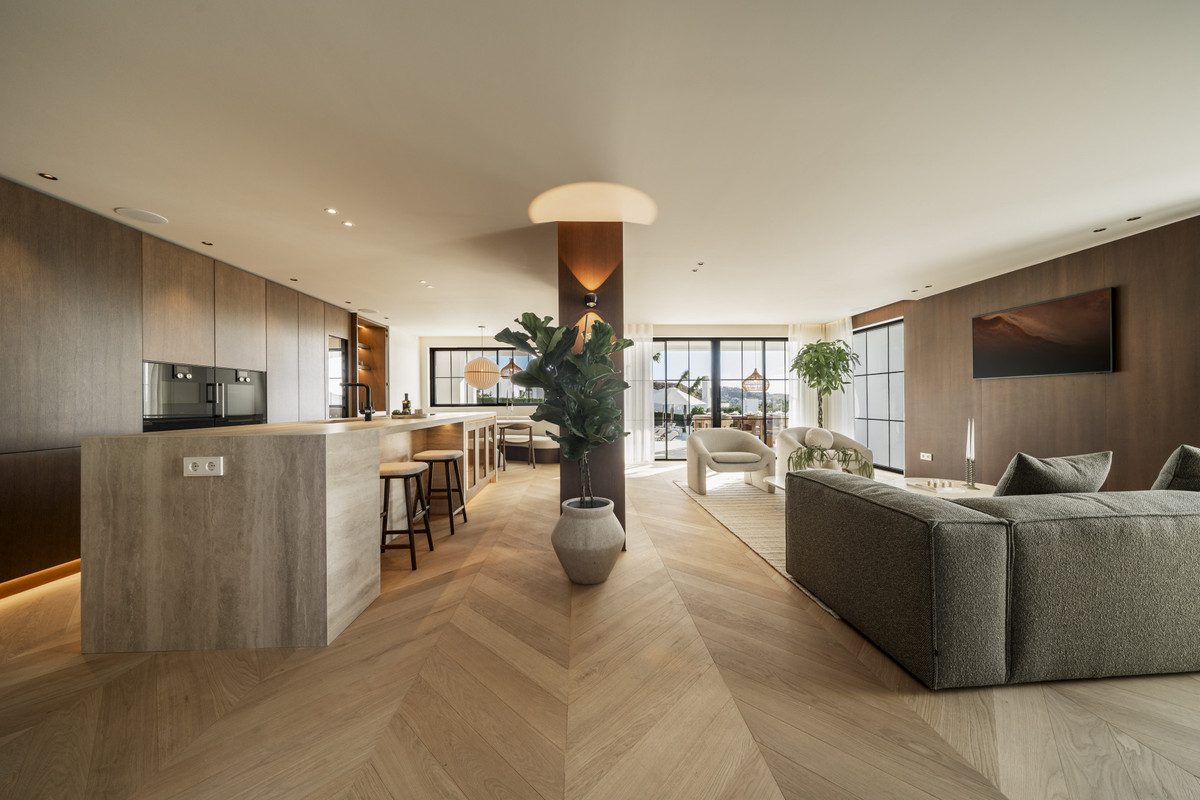 5 Bedroom Villa for Sale in Nueva Andalucía — view 10