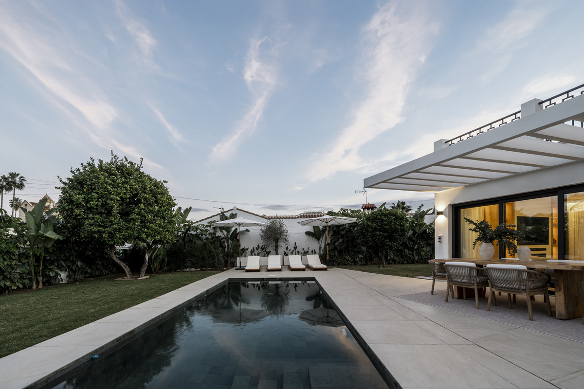 5 Bedroom Villa for Sale in San Pedro de Alcántara — 3