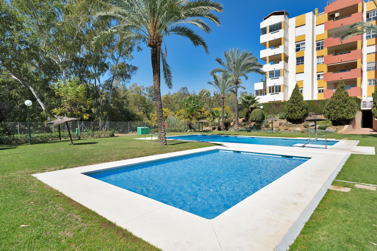2 Bedroom Apartment for Sale in Estepona — 3