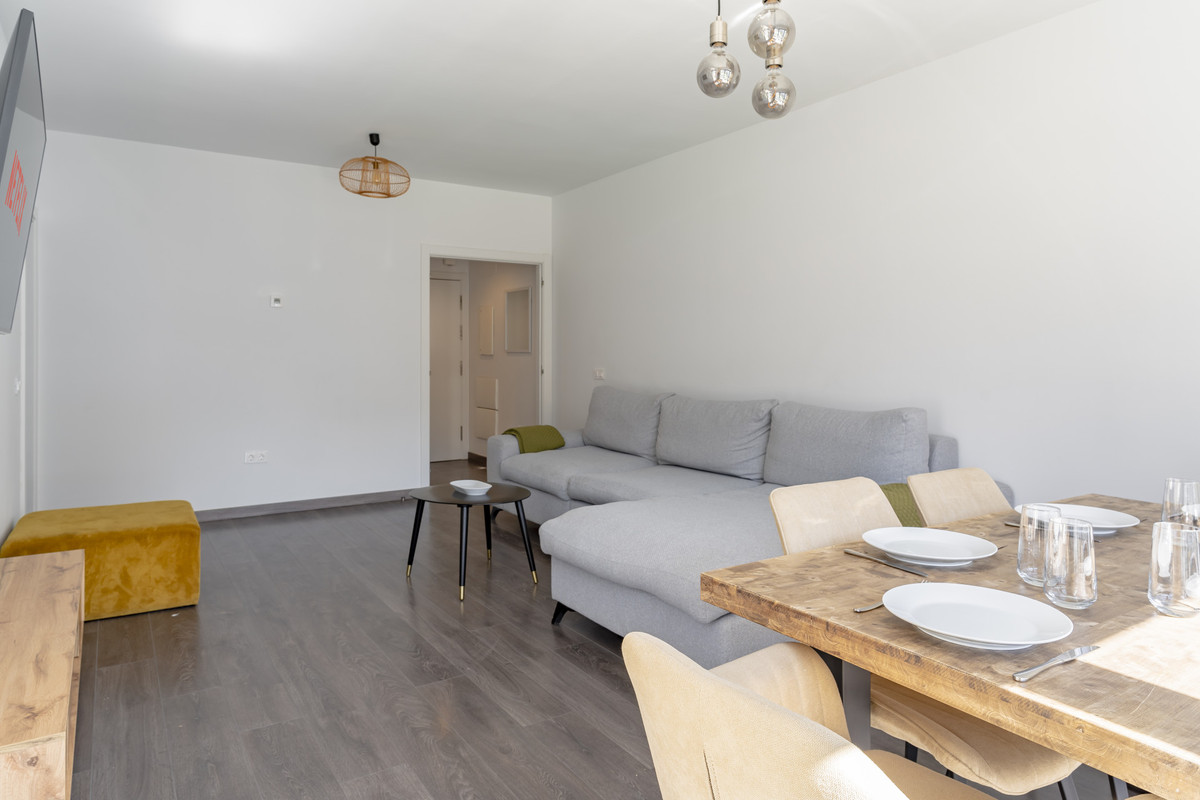 3 Bedroom Apartment for Sale in Estepona — 7