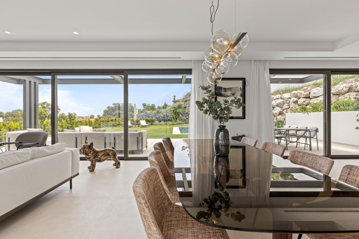 6 Bedroom Villa for Sale in Benahavís — 4