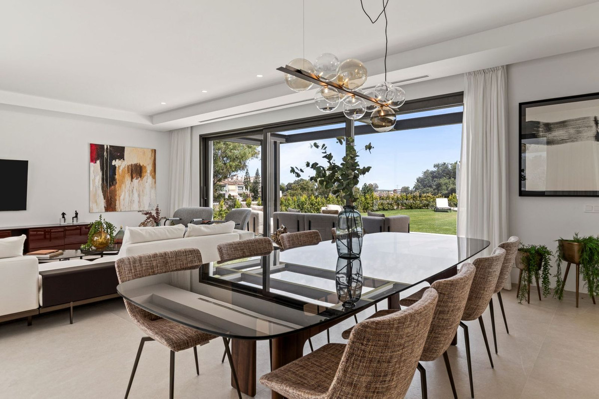 6 Bedroom Villa for Sale in Benahavís — 7