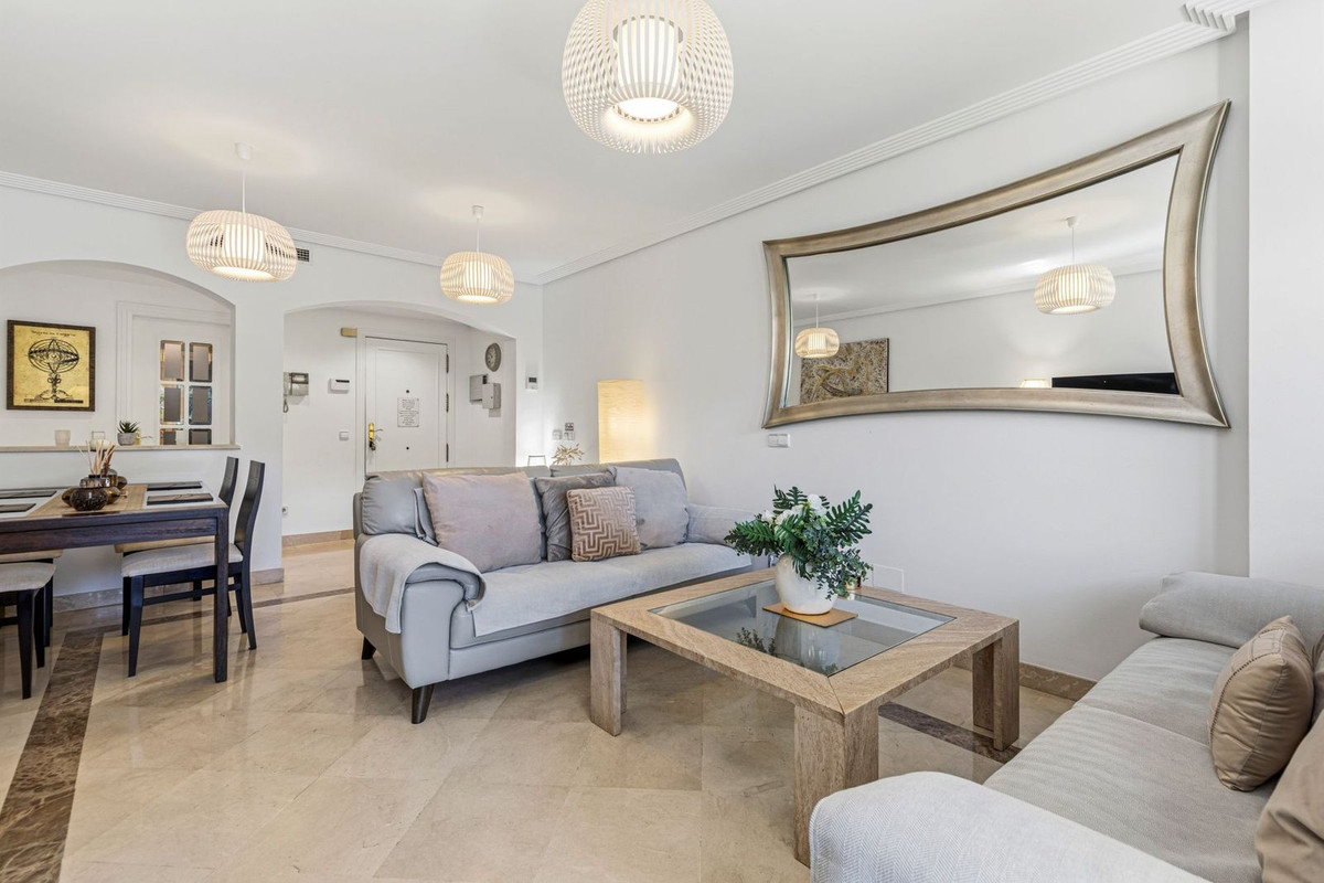 2 Bedroom Apartment for Sale in Los Arqueros — 9